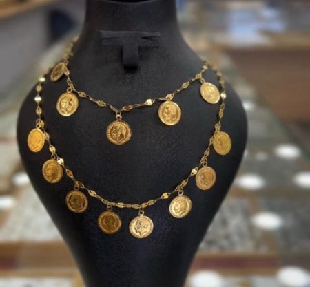 طقم الليرة ( عقد واسوارة)
