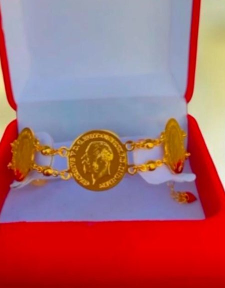 اسواره ليرات مميزة