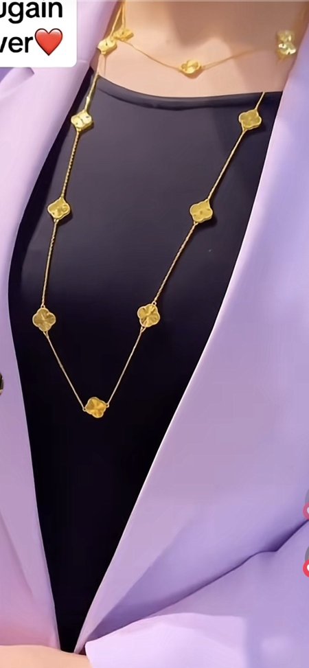 عقد فانكليف طويل