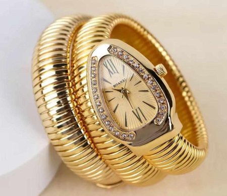 ساعة الحية الترند  باللون الذهبي